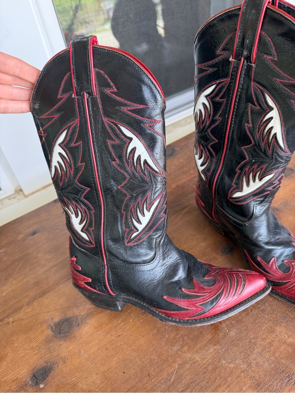 Vintage 90’s flame cowboy boots - Picture 3 of 5